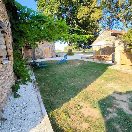 Maison Typique En Perigord * Savignac-de-Miremont
