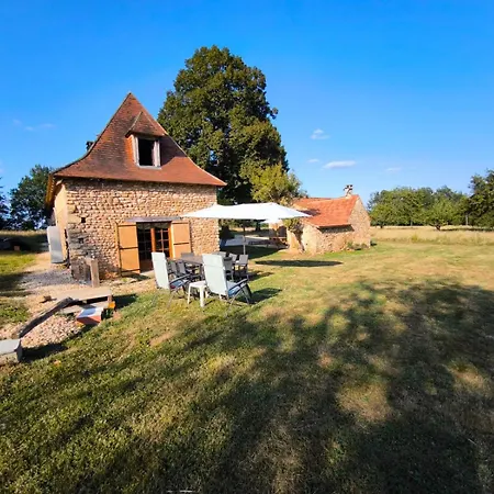 Maison Typique En Perigord * Savignac-de-Miremont