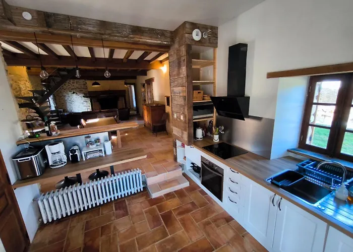 Maison Typique En Perigord *