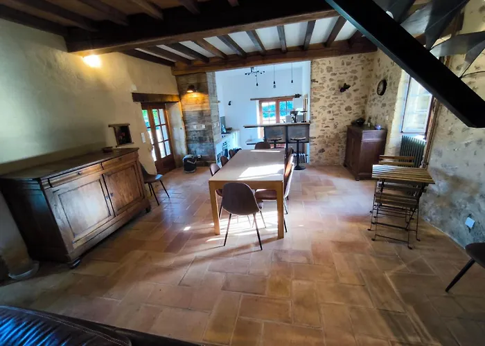 Maison Typique En Perigord *