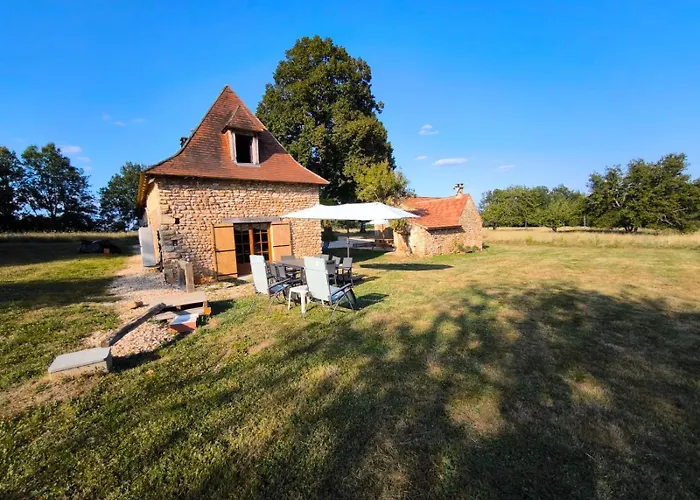 Maison Typique En Perigord * Savignac-de-Miremont